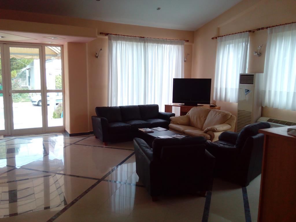 Cybele Guest Accommodation Atenas Exterior foto